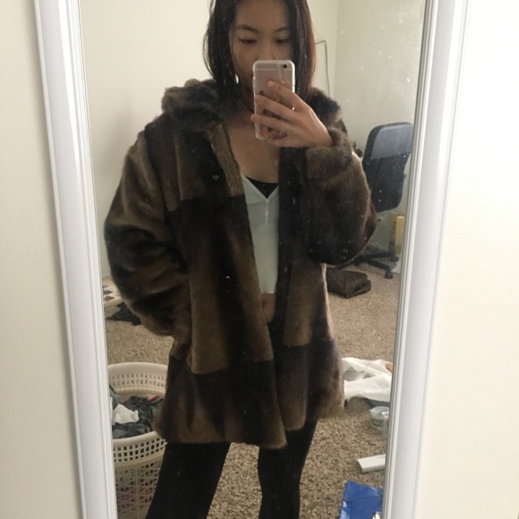 vintage faux fur coat - Picture 6 of 6
